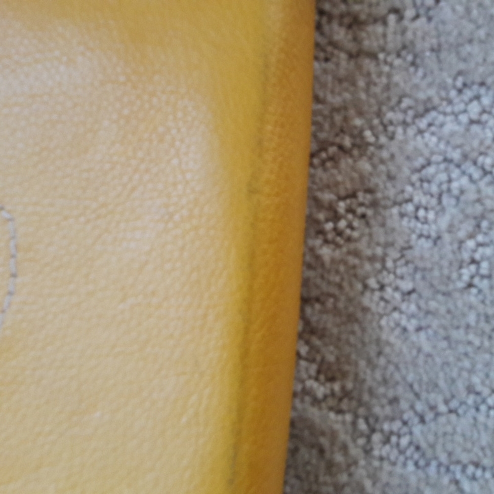 Banana Republic Wallet - Picture 5 of 5